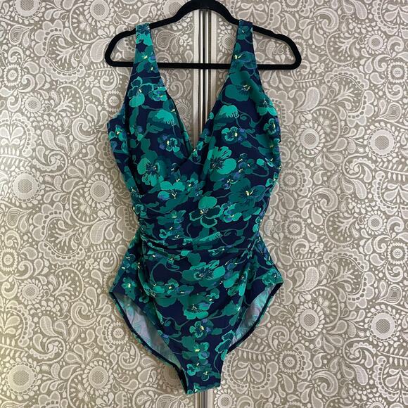 LL Bean One-Piece Bathing Suit 18 Long - Picture 1 of 7
